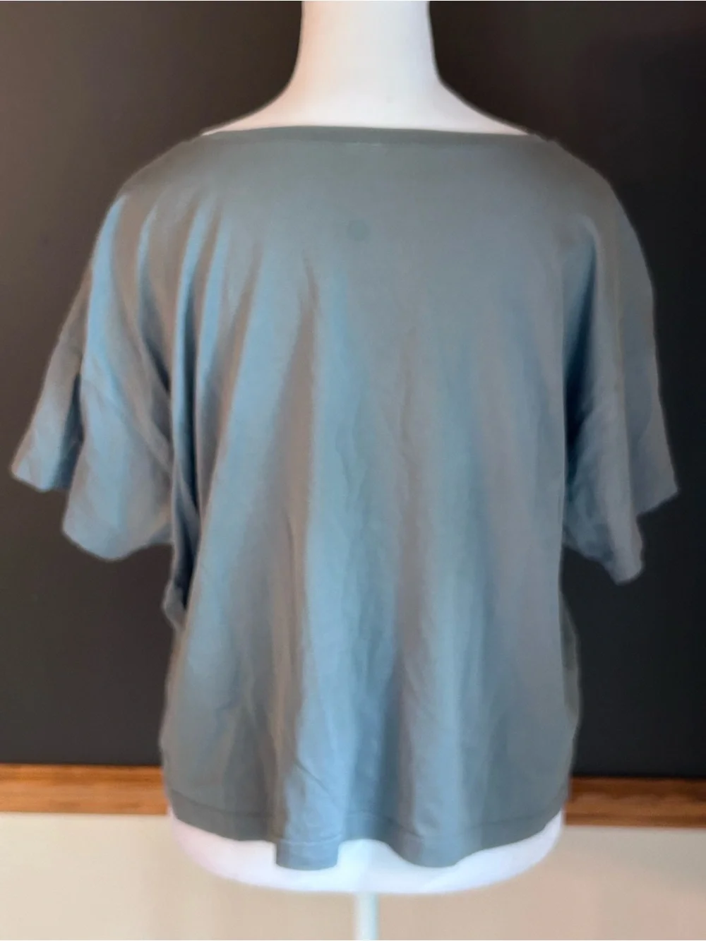 Lululemon Abrasion-Resistant Training T-Shirt Short Sleeve Concrete Blue Crop 10 - Picture 4 of 5
